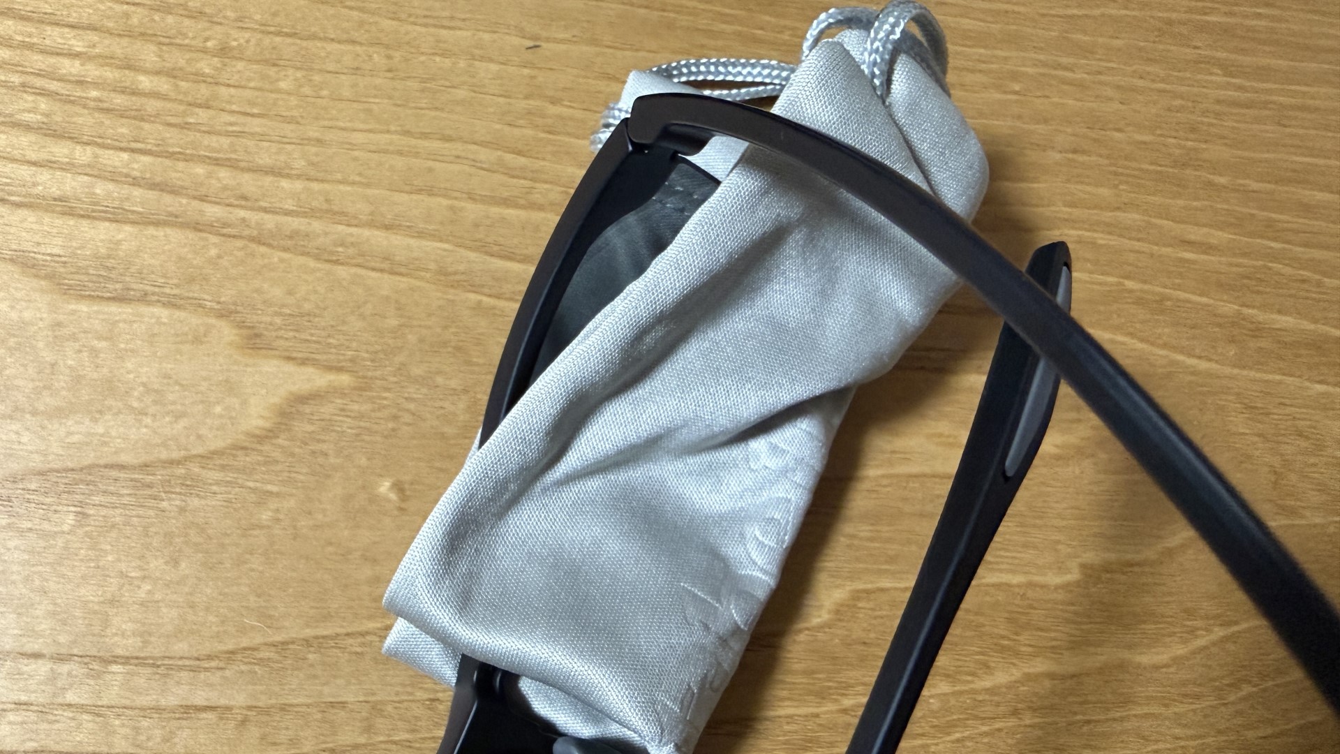 日常の持ち運びは巾着袋。かさばらず、そのままレンズを拭ける